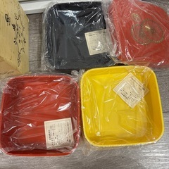 【未使用】ワールド印　三色重ね　角ポットの画像