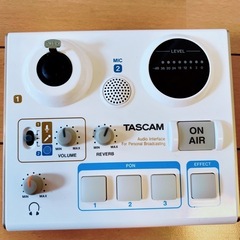 TASCAM タスカム オーディオインターフェース ミキサー 32W リングライト USBアダプタ2個 セット （画像に‪✕‬の物は売り切れです）の画像