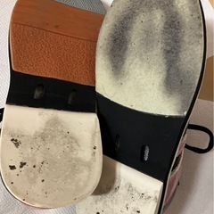ボーリングシューズ　22センチ　右利き用 黒　ピンク 女の子の画像