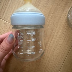 NUK 哺乳瓶　ガラスの画像