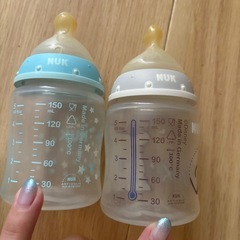 NUK 哺乳瓶の画像