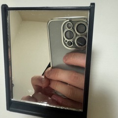 アニエスべ 携帯ミラーの画像