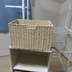収納棚の画像