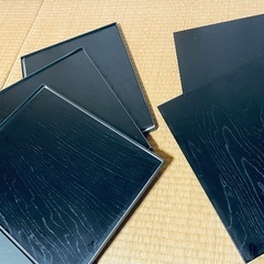 黒塗り角板5枚の画像