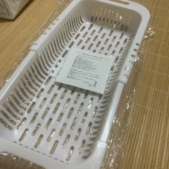 新品 伸縮水切りかごの画像