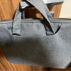 （中古・美品）パソコンバッグ　13インチOKの画像