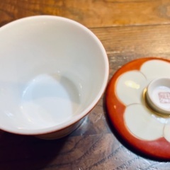 お値下げ！　有田焼　未使用　銘あり　茶碗蒸し器　ペアセット　金彩　梅の花の画像