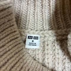 UNIQLOのセーターの画像
