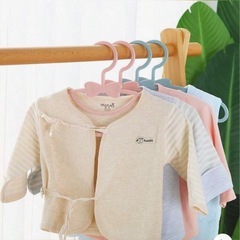 新品未使用  ベビー ハンガー20個セット
の画像
