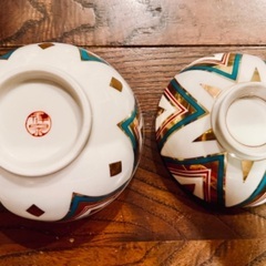 有田焼　銘あり！　煮物椀　蓋付き　ペアセット　金彩の画像