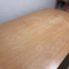 ダイニングテーブルの画像