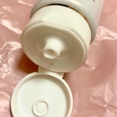 ドクターズコスメ ジュランツ 高須英津子開発 クリームクレンジング 新品に近い美品の画像