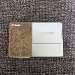 Nikon デジカメ COOLPIX S70 1210万画素 ニコン デジタルカメラ クールピクス 充電器/EH-68P バッテリー/EN-EL12の画像