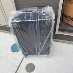 機内持ち込み可能Sサイズ新品すスーツケースの画像