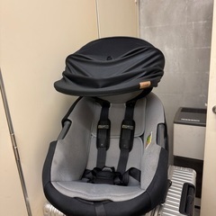 コンビ ホワイトレーベル THE S ISOFIX エッグショックチャイルドシートの画像