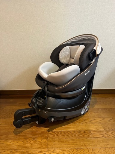 Combi クルムーヴ スマート ISOFIX エッグショック