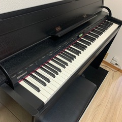 Roland DP603 電子ピアノ 木製ハイブリッド鍵盤 Bluetooth使えます イス付き2020年製の画像
