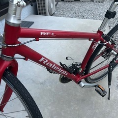 ラレー　クロスバイク　赤
の画像