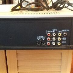 HITACHI VHSの ビデオデッキの画像