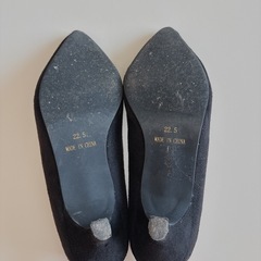 juze ポインテッドトゥ パンプス ブラック 22.5cmの画像
