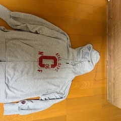 Niko and…  makestaffてぃらさんパーカーの画像