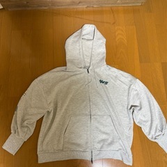 Niko and…makestaffてぃらさんパーカーの画像