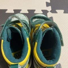 VANS スニーカー　キッズ　ハイカット　18cmの画像