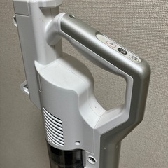 アイリスオーヤマ　充電時期クリーナー　SCD-120P-Wの画像
