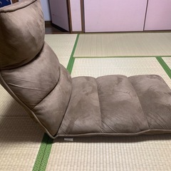 座椅子の画像