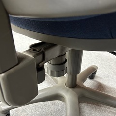 オフィスチェア2脚セット現状渡しの画像