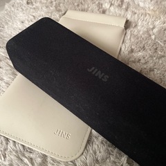 JINS メガネけケースの画像
