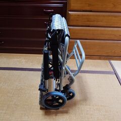 簡易車椅子の画像