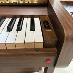 YAMAHA アップライトピアノ　電気ピアノの画像