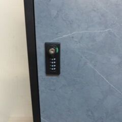 未使用/新品　訳あり　宅配ボックス 押し込み式 複数投函/大容量 137L 置き配ボックス の画像
