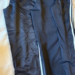 🎁無料【3点セット】adidas含む冬用黒ズボンまとめ売り✨130〜150cm相当／通学・スポーツにの画像