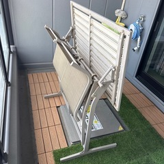 外用テーブルといす椅子の画像