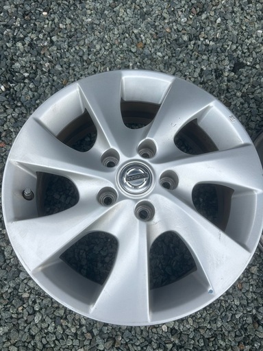 決まりました！　日産　セレナ　ホイール　4本