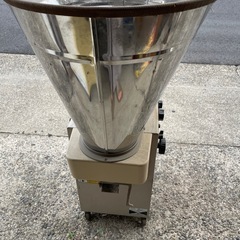 【現状品 】 ヤンマー 精米機 KR300E 100V 精米機 家庭用 農業の画像
