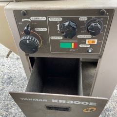 【現状品 】 ヤンマー 精米機 KR300E 100V 精米機 家庭用 農業の画像
