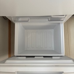 2022年製　SHARP 冷蔵庫　179L つけかえどっちもドアの画像