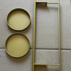 ゴールド　花台の画像
