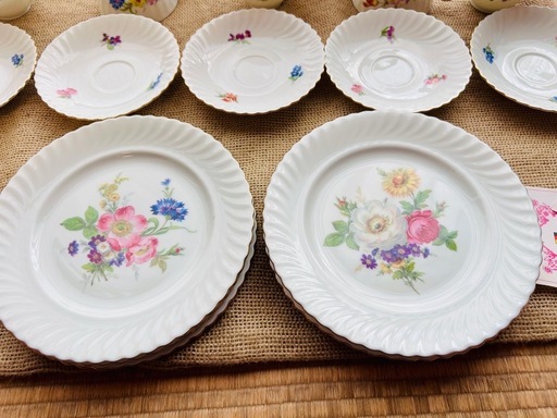 【新品未使用・高島屋購入】 KAISER カイザー 花柄 洋食器セット 西ドイツ製 22個セット