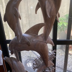 木彫りのイルカ🐬の画像