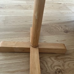 木製ポールハンガーの画像