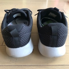 黒 メッシュ スニーカー　IGNIOの画像