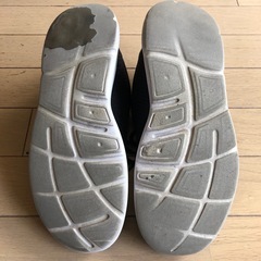 黒 メッシュ スニーカー　IGNIOの画像