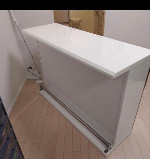 カウンターキッチン　キッチンカウンター　食器棚