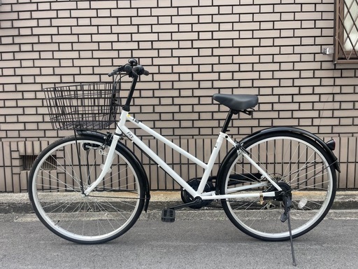 【取引中】
綺麗な状態26インチホワイト6段速付き自転車