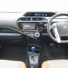 【自社ローン対象】トヨタ　アクア　バックカメラ　メモリーナビ　シートヒーターの画像