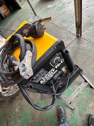 200V 専用 半自動溶接機 SUZUKID Arcury 160